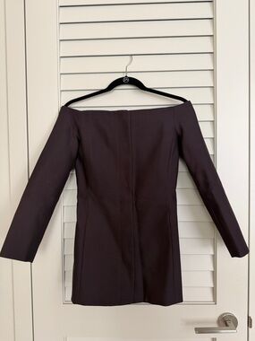 Attersee Cecily Jacket Off-Shoulder Jacket in Deep Plum size 00